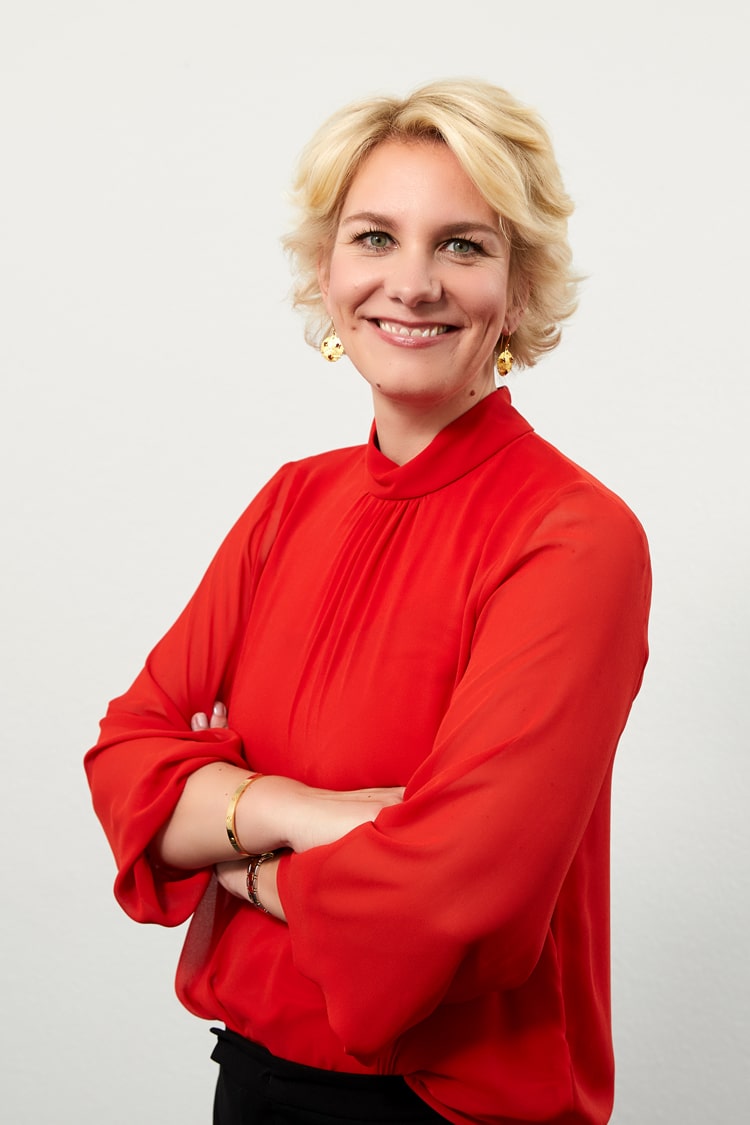 Nicole Mutschke Fachanwältin für Bank- und Kapitalmarktrecht Kanzlei Fachanwältin für Arbeitsrecht Kanzlei Mutschke Rechtsanwaltsgesellschaft mbH Rechtsanwälte Düsseldorf Bielefeld