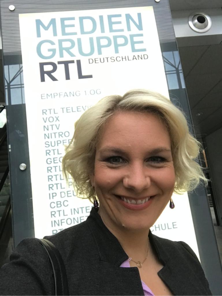 Nicole Mutschke Kanzlei Experte Anwalt TV corona rechtsanwalt rtl